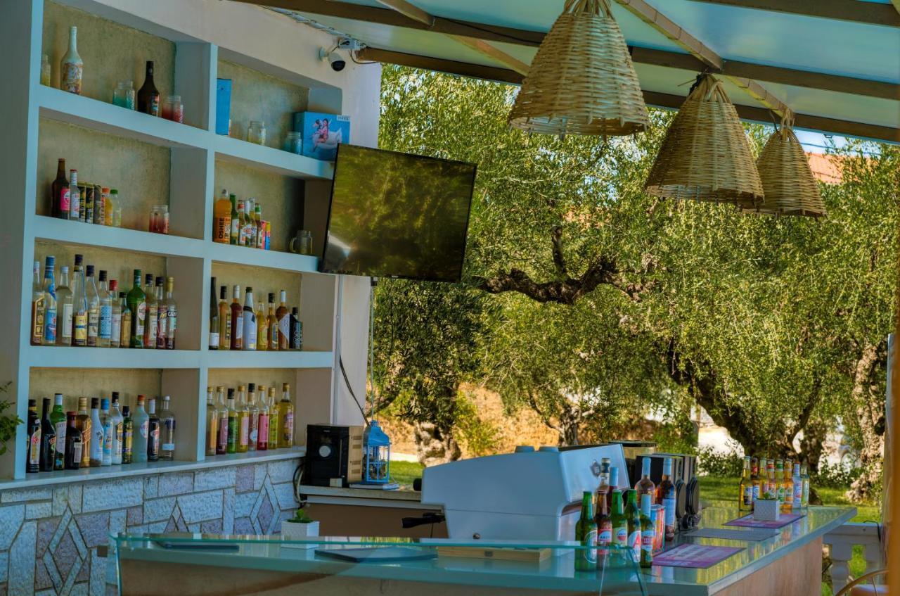 Kozanos Hotel & Suites Alykanas  Eksteriør billede