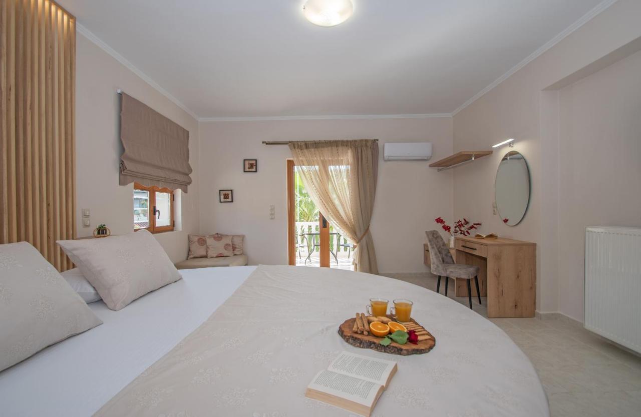 Kozanos Hotel & Suites Alykanas  Eksteriør billede